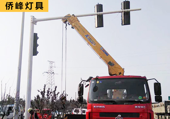 重庆道路交通 信号杆安装案列